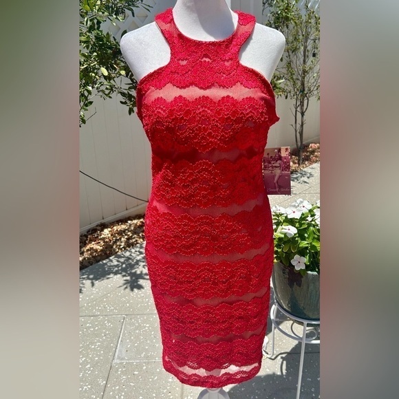 ❤️🧡”Emerald Sundae” NWT Bodycon Red Lace/Mesh Fully Lined MIDI Dress Size L❤️🧡 - Picture 3 of 14